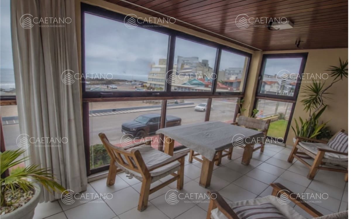 Apartamento 3 dormitorios primera linea — foto 3
