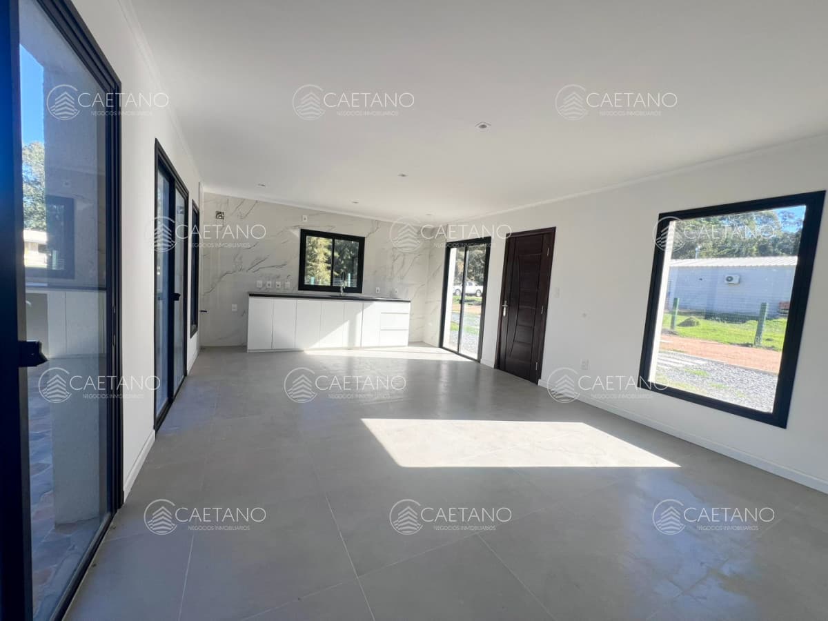 VENTA CASA DE 3 DORMITORIOS TERRENO 1000M2 — foto 2
