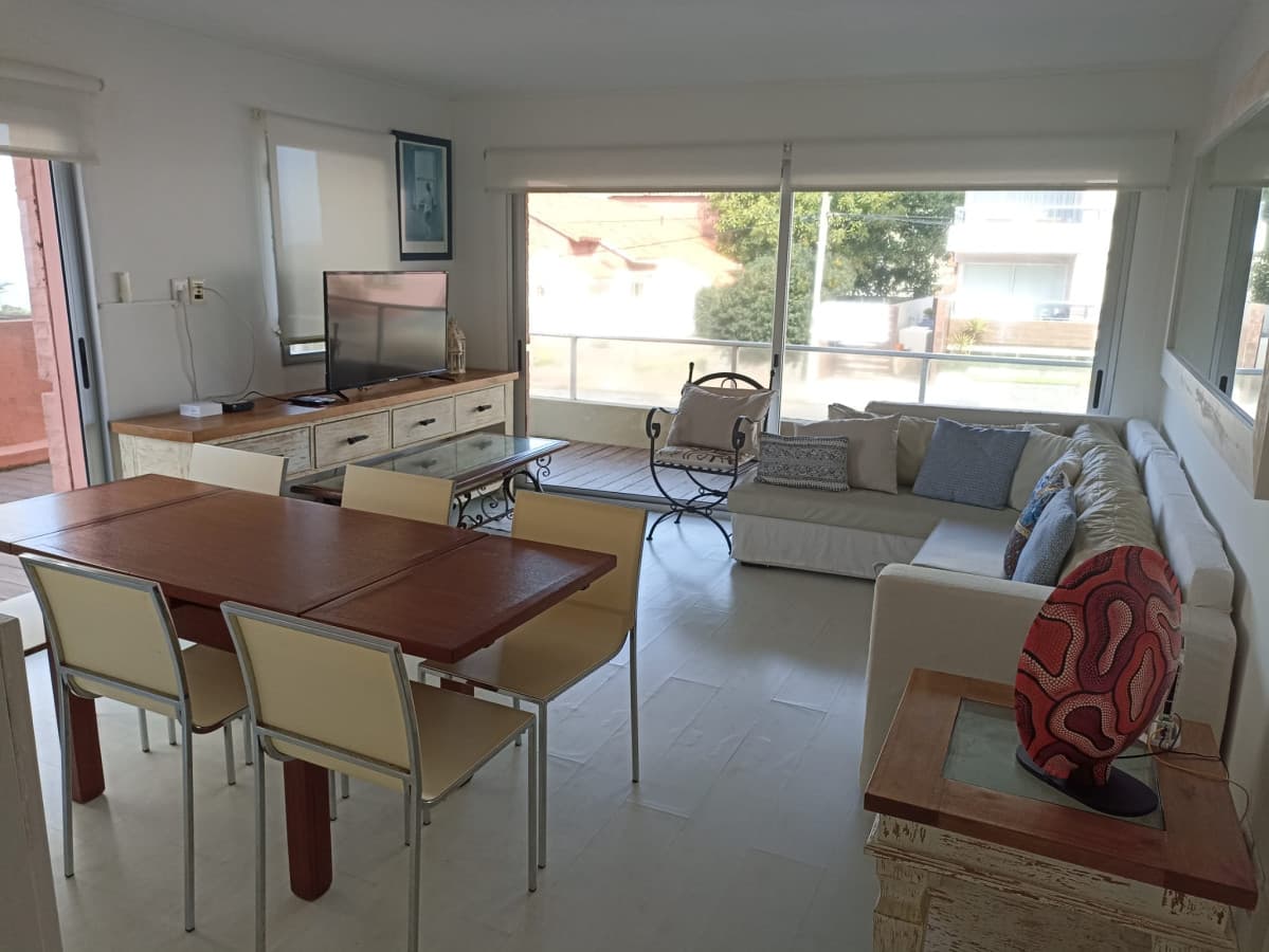 APARTAMENTO DE 3 DORMITORIOS