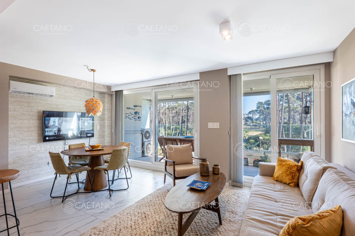 Apartamento de 1 Dormitorio en Venta - Poseidón Laguna - Punta del Este - Pinares