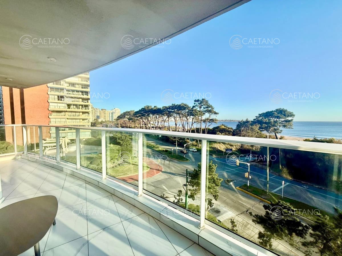 Alquiler Apartamento 4 Dormitorios Paramounts Tower
