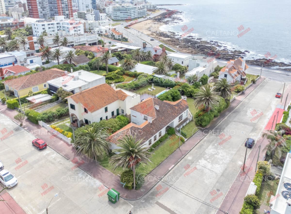Venta Casa Peninsula - Punta del Este