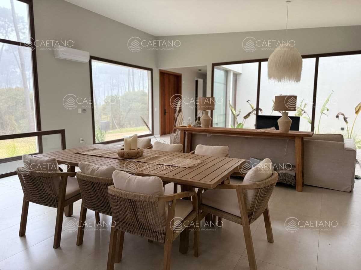Excepcional residencia en Barrio Privado Reserva Montoya — foto 3
