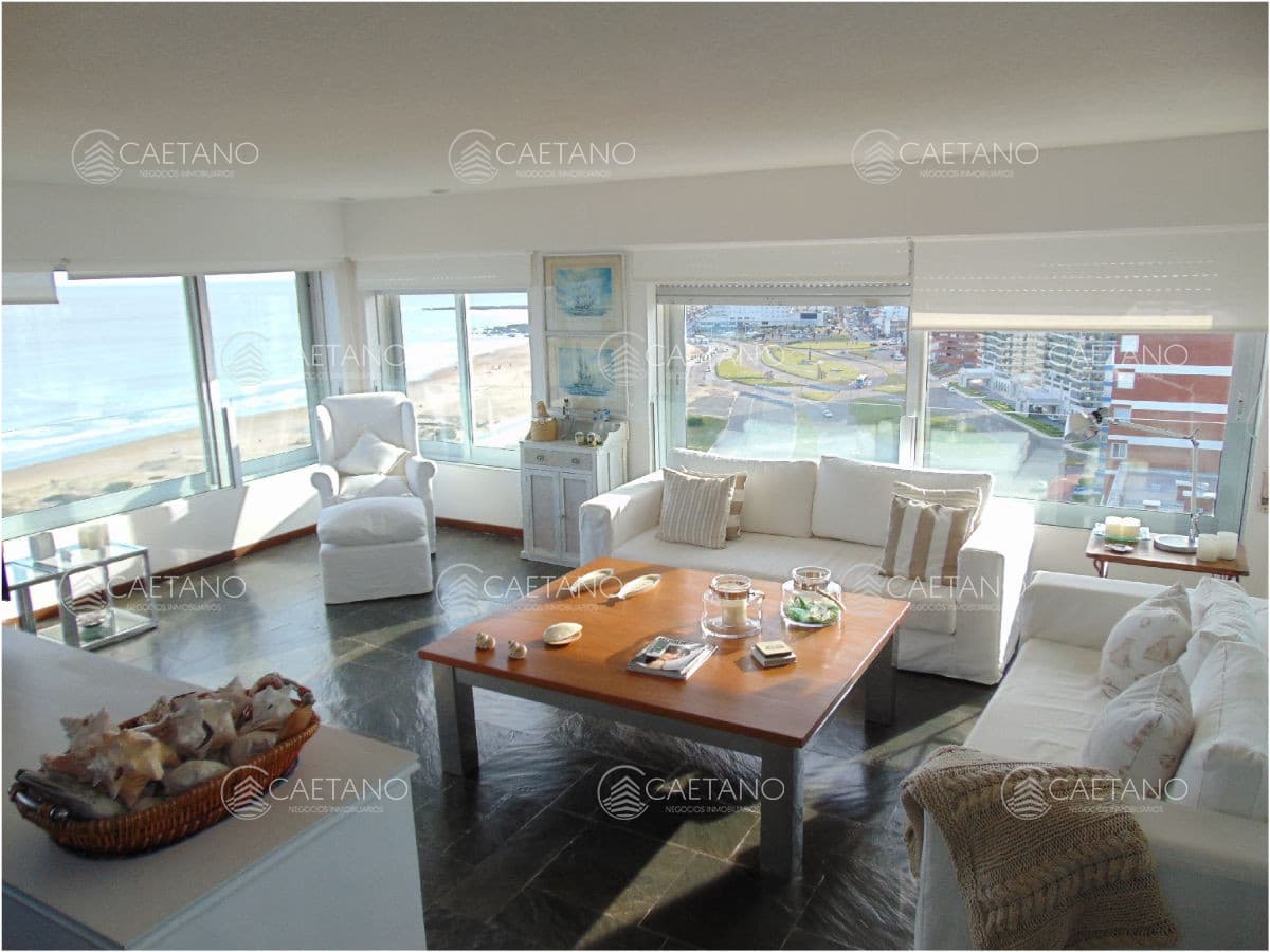 apartamento en alquiler en primera linea