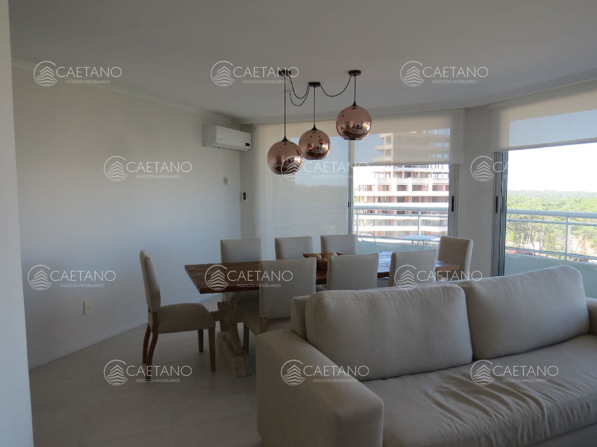 Alquiler apartamento 3 dormitorios — foto 2