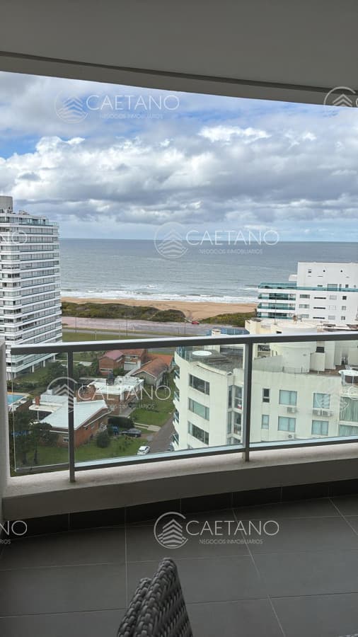 Apartamento en Alquiler de 3 dormitorios en Punta del este , Edificio Wind , Playa Brava