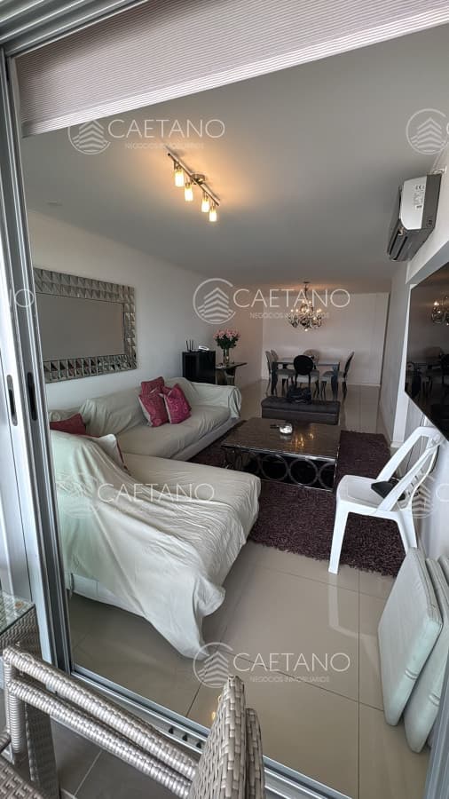 Apartamento en Alquiler de 3 dormitorios en Punta del este , Edificio Wind , Playa Brava — foto 3