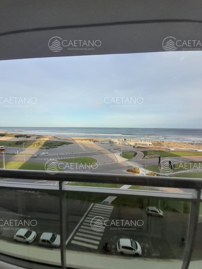 Apartamento en Alquiler de 3 dormitorios en Punta del este , Torre Imperiale , Playa Mansa — foto 2