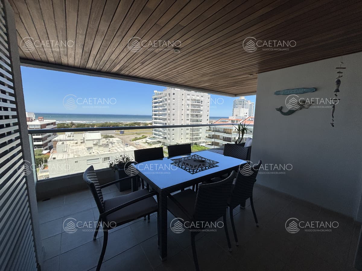 Venta apartamento 3 dormitorios. Playa brava, Punta del Este. — foto 2