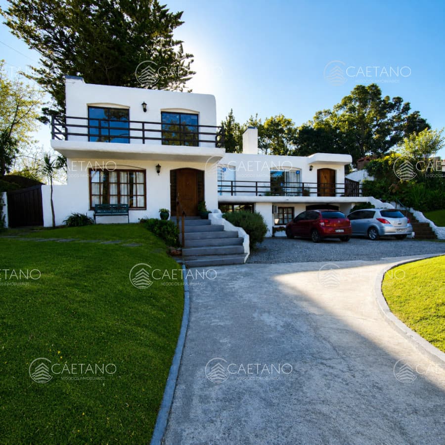 CASA CANTEGRIL - 2 unidades integradas | 700 m² de terreno