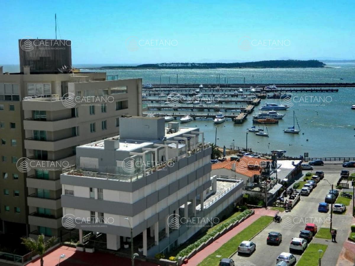 OPORTUNIDAD Venta Apartamento TORRE VERONA - 2 dormitorios y medio — foto 2