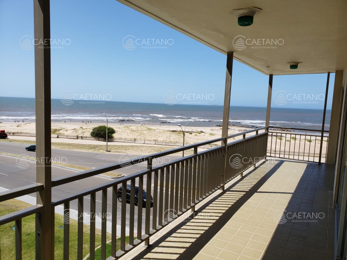 Espectacular departamento con vista al mar — foto 2
