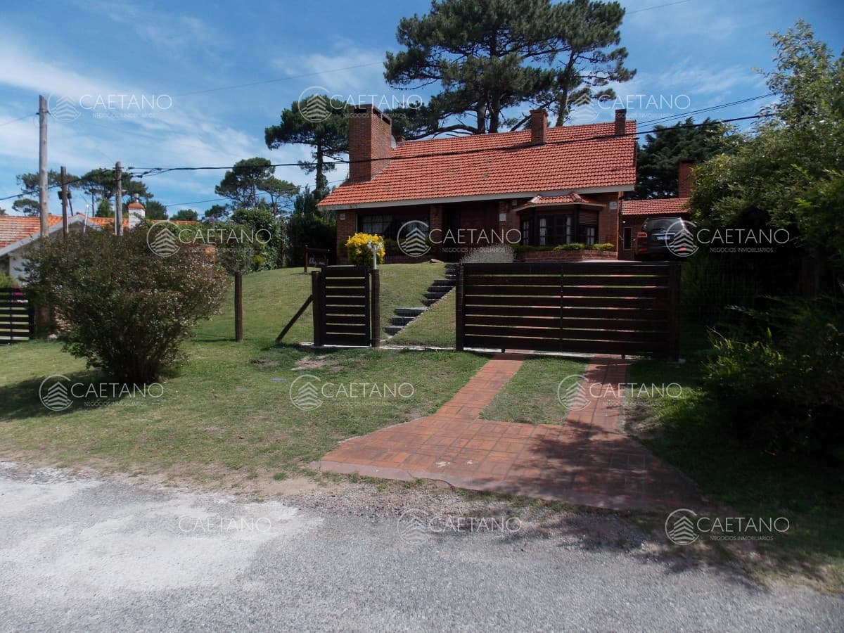 CASA EN SAN RAFAEL