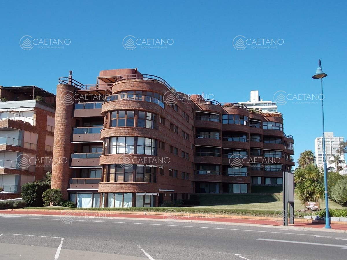 PENINSULA -MANSA IMPECABLE CON VISTA!!!!