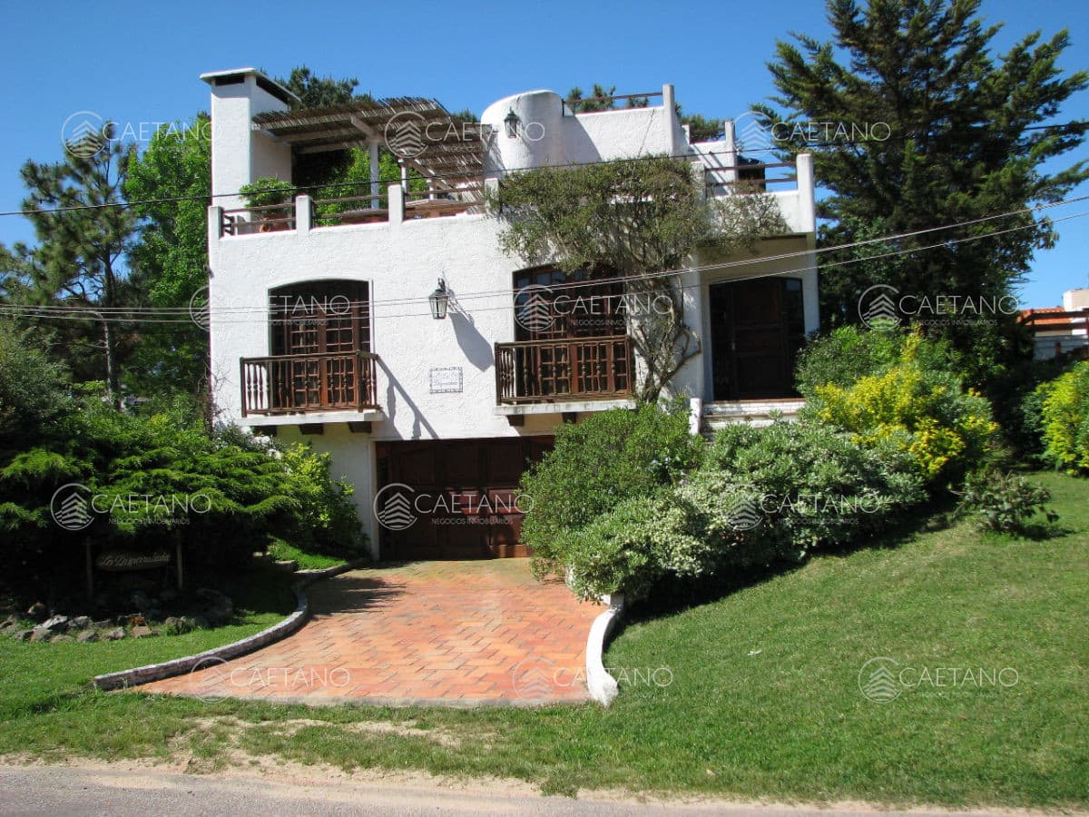 Rincón del Indio, Punta del Este, casa en alquiler temporal e invernal, 6 dormitorios