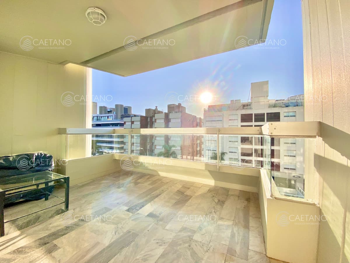 Apartamento de tres dormitorios en venta, Punta del Este — foto 2
