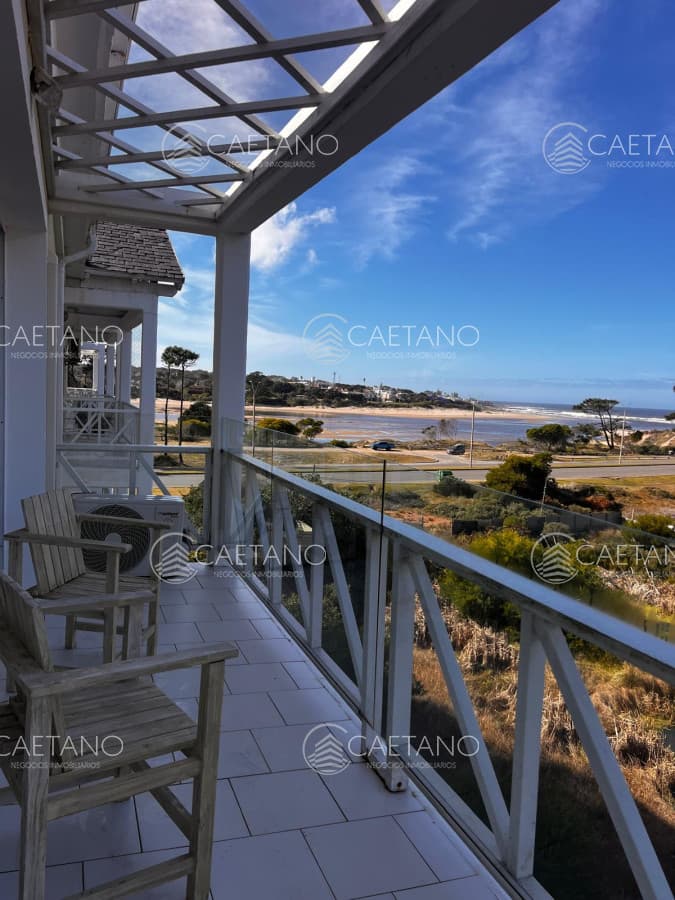 Venta apartamento 4 dormitorios. Playa brava. Punta del Este — foto 2