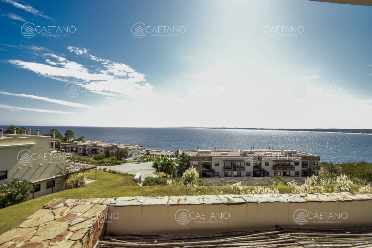 Quartier Punta Ballena en Alquiler Departamento de Un Dormitorio y medio — foto 2