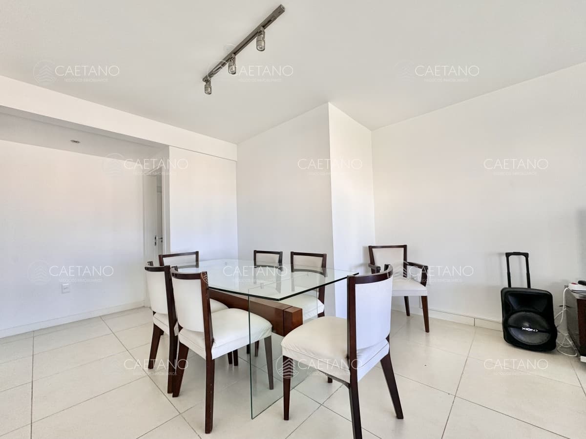 Apartamento de tres dormitorios en venta, Playa Mansa, Punta del Este. — foto 3