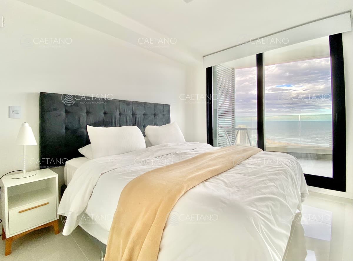 Art Tower de Un Dormitorio en Venta - Playa Brava — foto 2