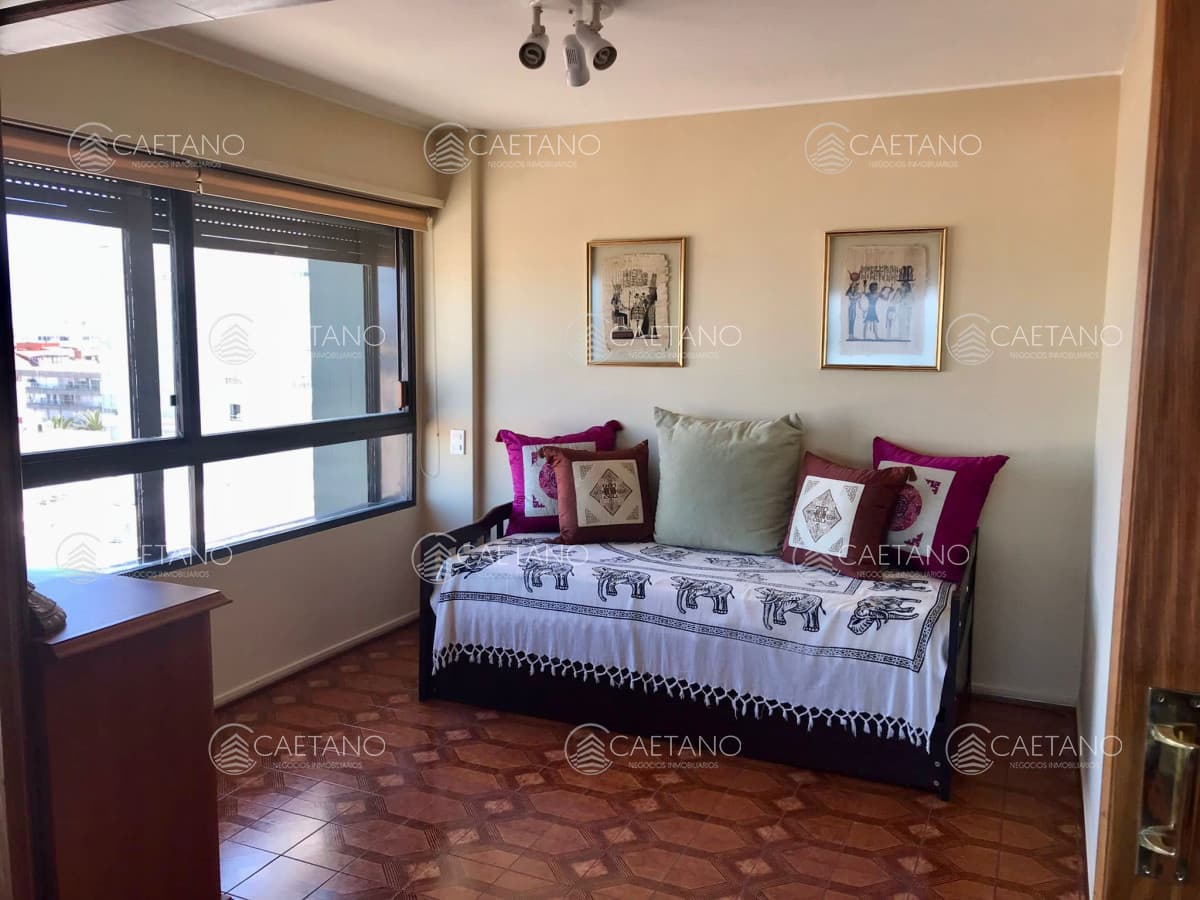 Alquiler apartamento tres dormitorios y servicio TORRE AMALFI Punta del Este — foto 3