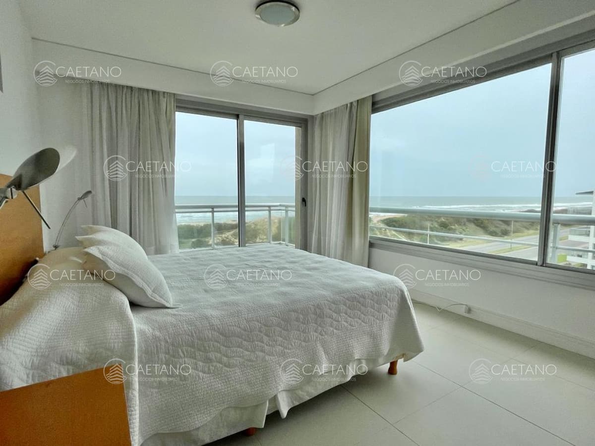Apartamento 3 suites y dependencia en playa brava — foto 3