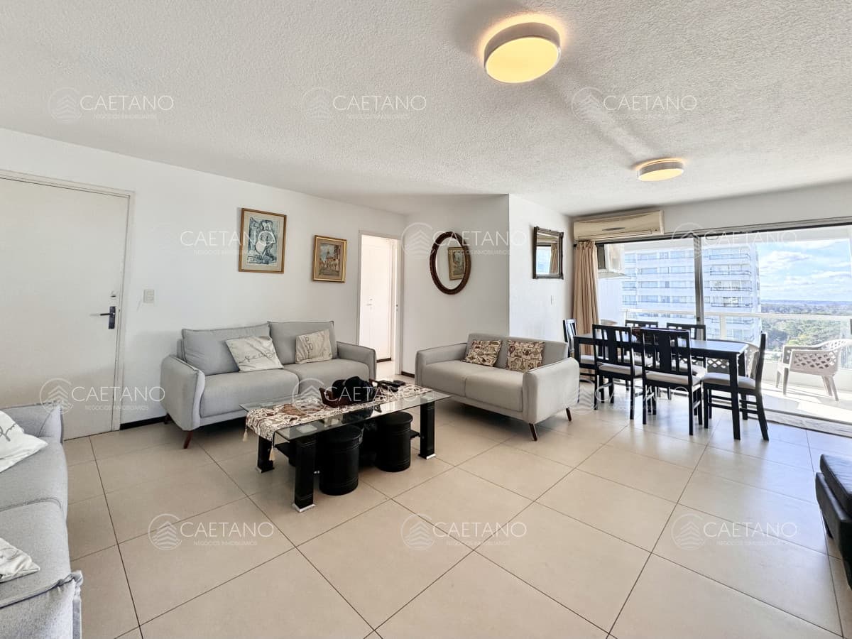 Apartamento En Venta en Punta del Este Avda. Roosevelt Reciclado — foto 2