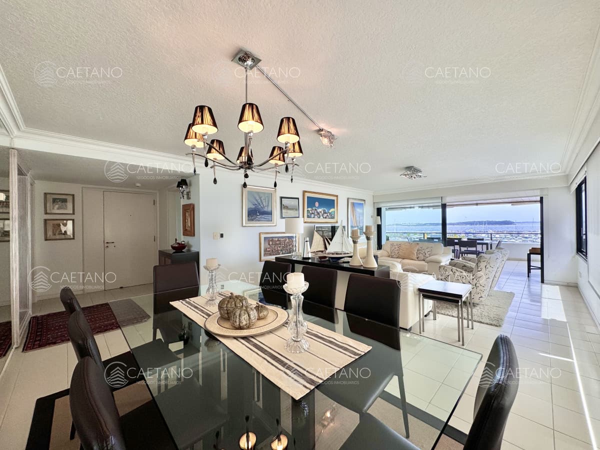 Departamento en Venta Puerto de Punta del Este Tres Dormitorios — foto 2