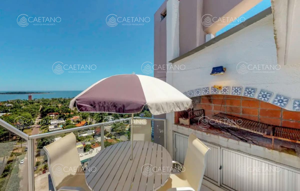 Penthouse en venta Playa Mansa - Tres Dormitorios con vista al Mar — foto 2