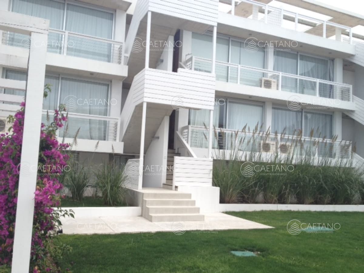 Apartamento de dos dormitorios en  alquiler temporal, Manantiales