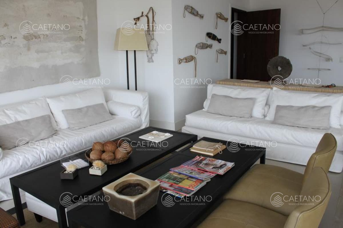 Apartamento en Playa Brava Punta del Este  Tres dormitorios + Dependencia — foto 3
