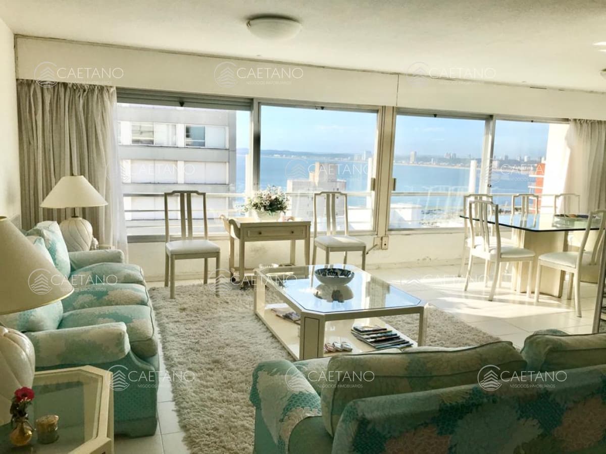 Apartamento en Península con vista al mar 3 dormitorios + dependencia