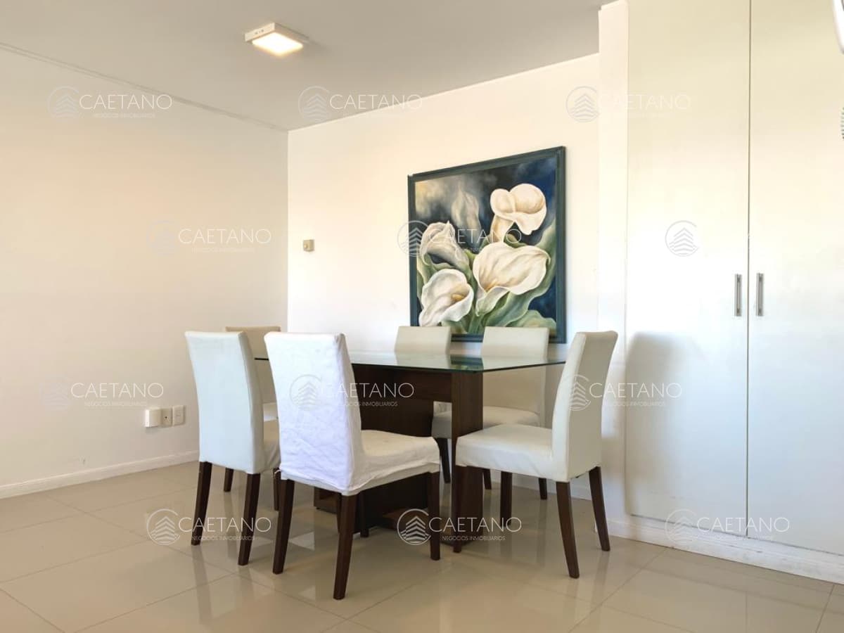 Apartamento de Dos Dormitorios en Venta - Punta del Este — foto 2