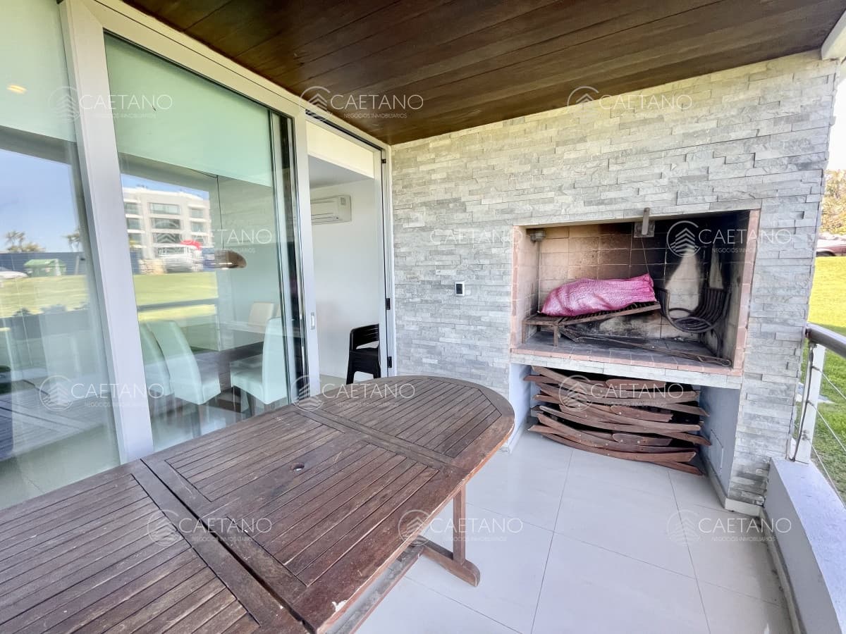 Apartamento de 3 dormitorios, con parrillero y vista al mar! — foto 2