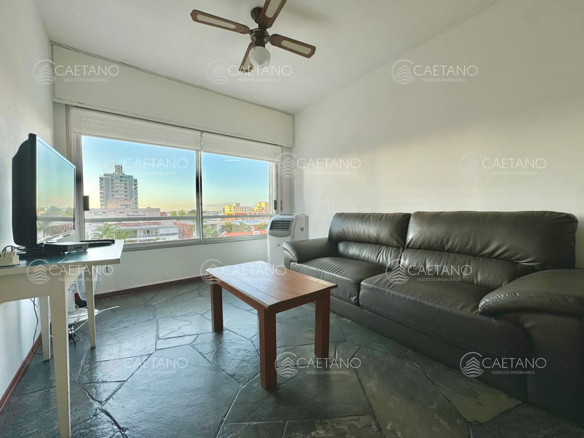 Apartamento en Peninsula de dormitorio y medio con garage