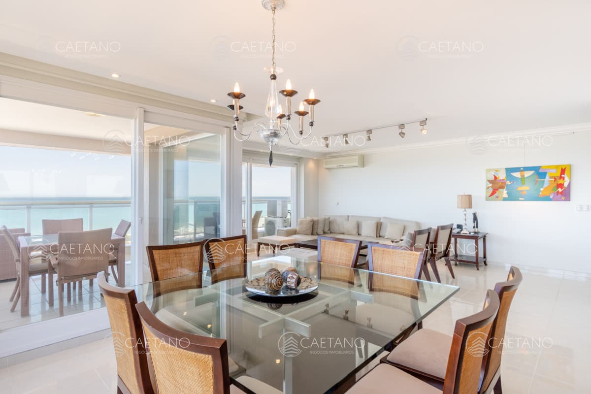 Apartamento de Tres dormitorios y servicio en Alquiler Le Jardin — foto 2