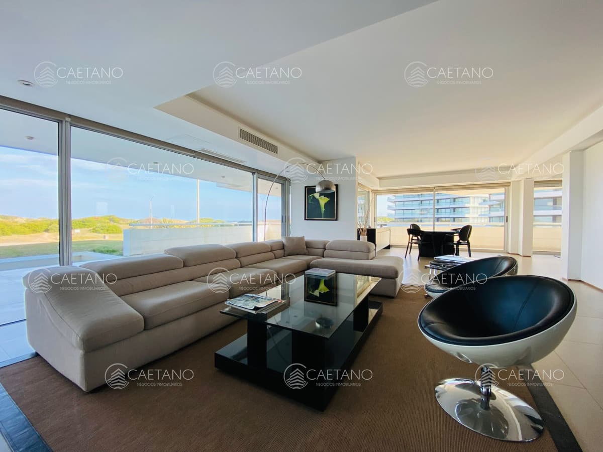 Alquiler de Penthouse seis dormitorios y dependencia Frente al Mar — foto 3