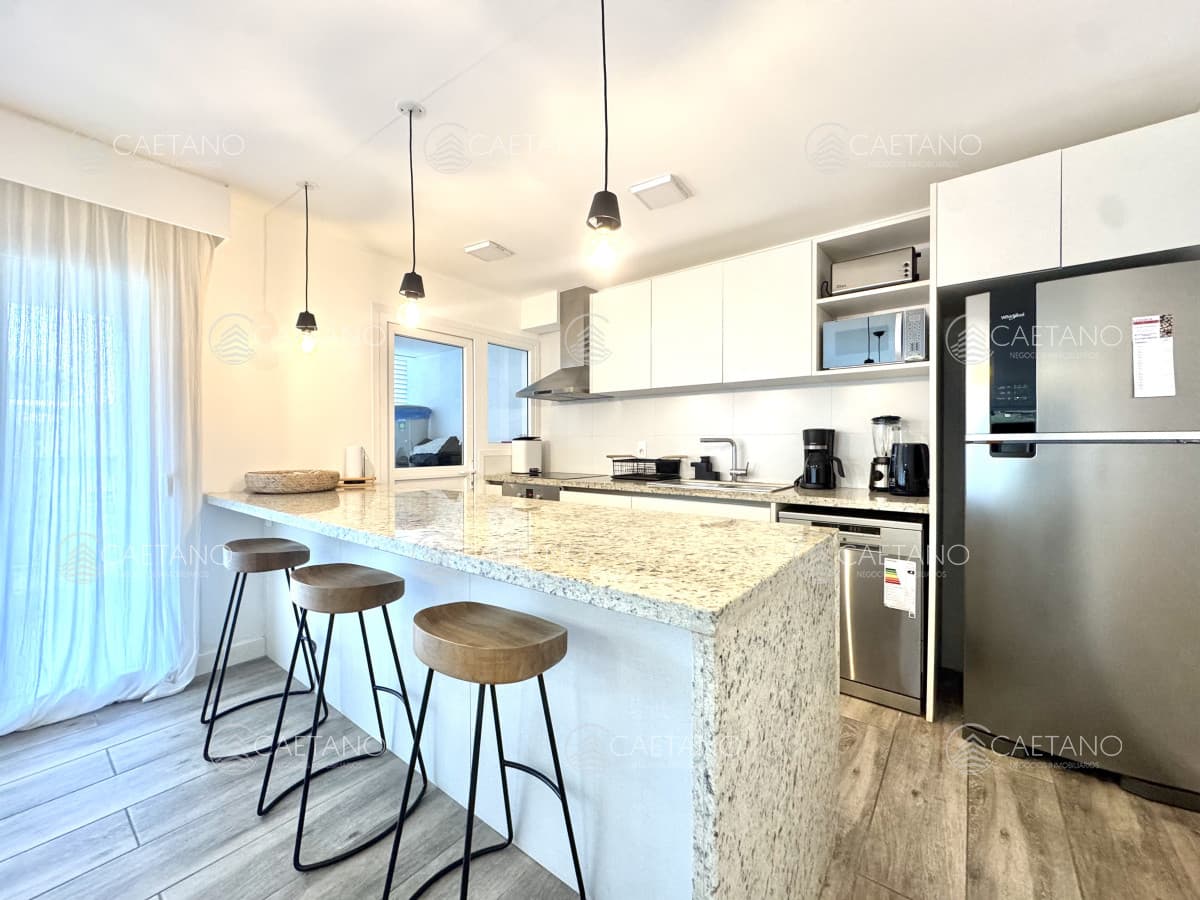 Espectacular Apartamento Duplex de Tres dormitorios en Venta en Barrio Golf — foto 2