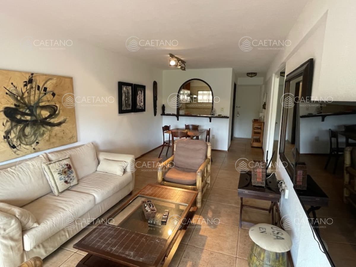 Departamento estilo casa en zona Aidy Grill cerca de todo — foto 3