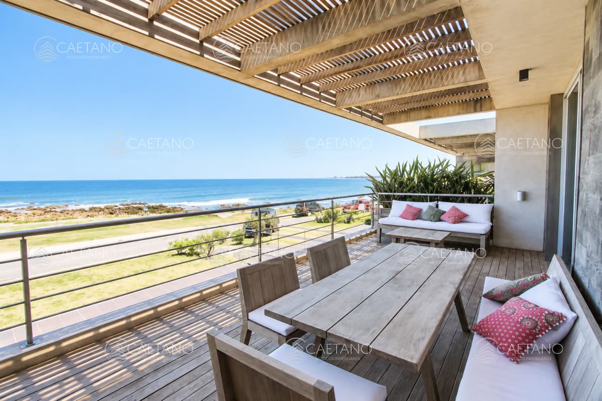 Duplex frente al mar en La Barra