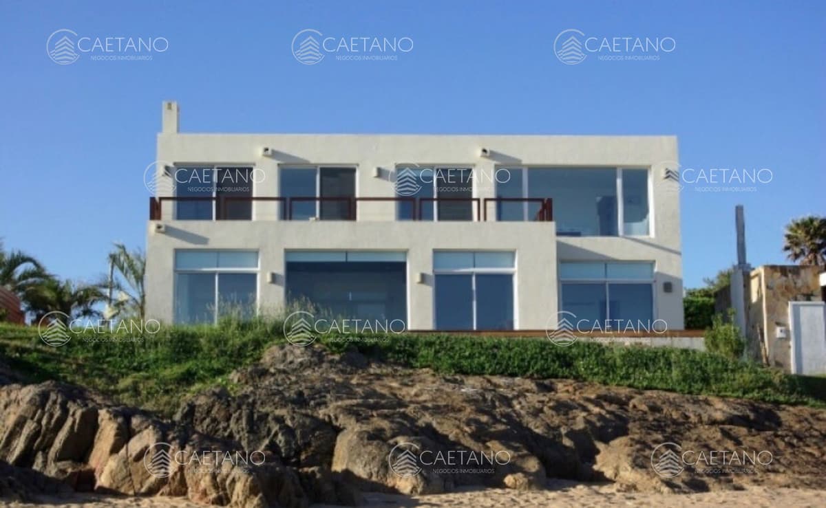 Casa en La Posta del Cangrejo en Alquiler Cinco Dormitorios
