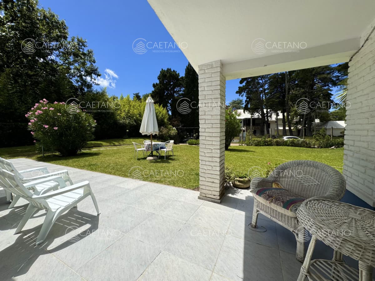 Casa de cuatro dormitorios en venta, Golf, Punta del Este. — foto 3