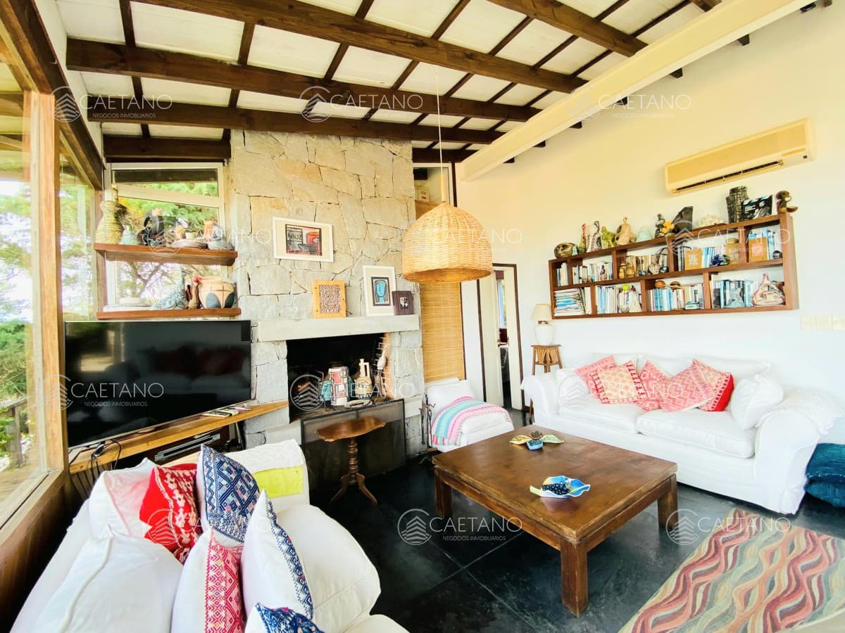 Moderna  Casa en alquiler  en la Barra Montoya — foto 3