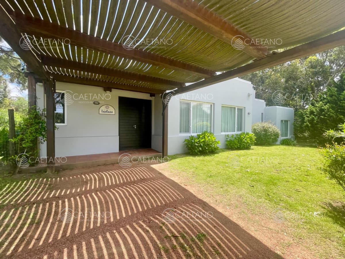 Casa con Pileta en la Barra — foto 2