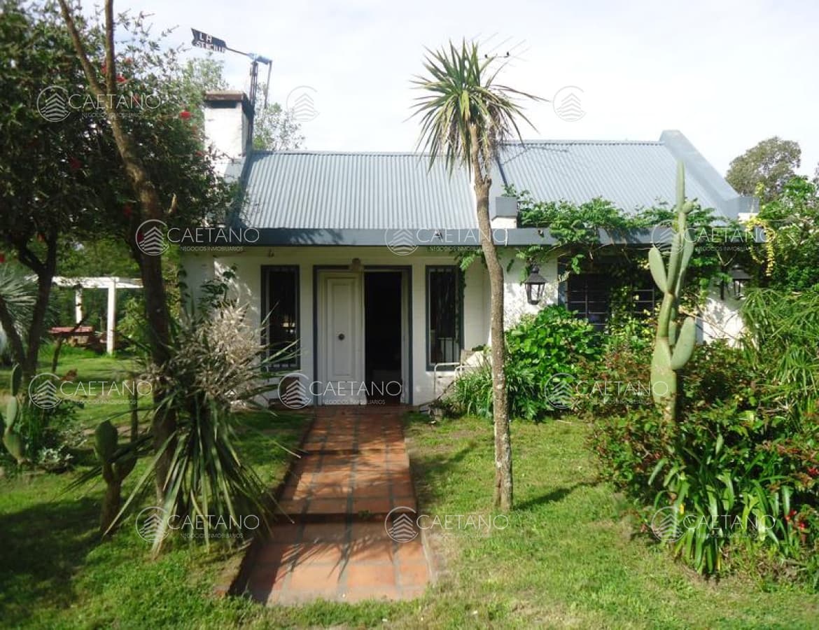 Venta casa tres dormitorios El Tesoro, La Barra