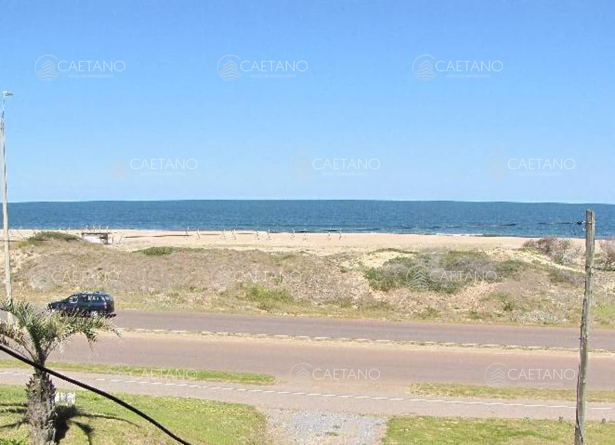 Muy linda casa en primera línea del mar - Montoya — foto 2