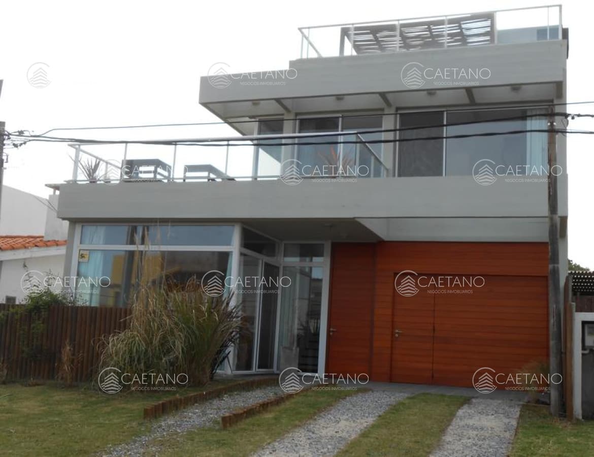 Casa en Alquiler Manantiales — foto 3