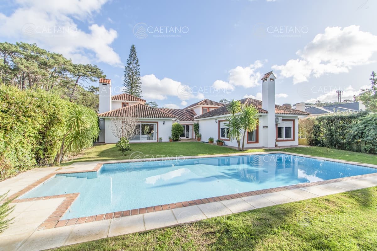Venta Casa 4 dormitorios San Rafael Punta del Este