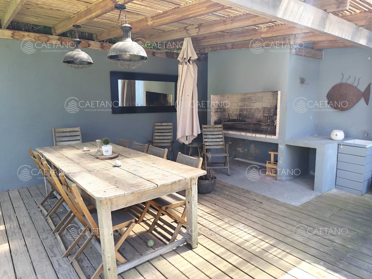 Casa en Montoya próxima al mar con piscina y parrillero — foto 3