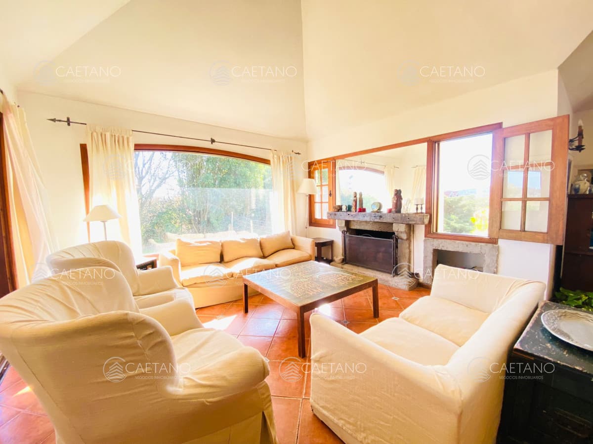 Casa Pinares con vista a la laguna en Venta — foto 2